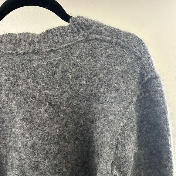 Wilfred Cropped Sweater - Picture 5 of 5